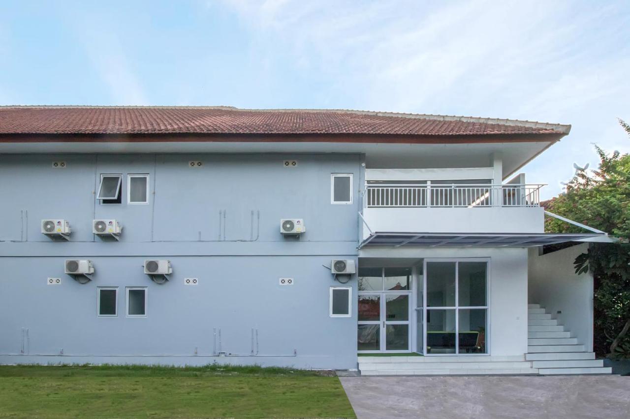 Oyo 2270 Hotel Taman Wirama Denpasar Eksteriør bilde